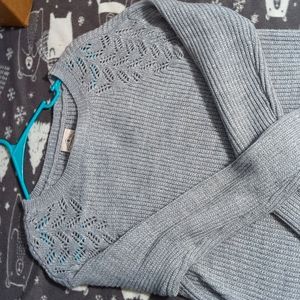Ladies Sweater
